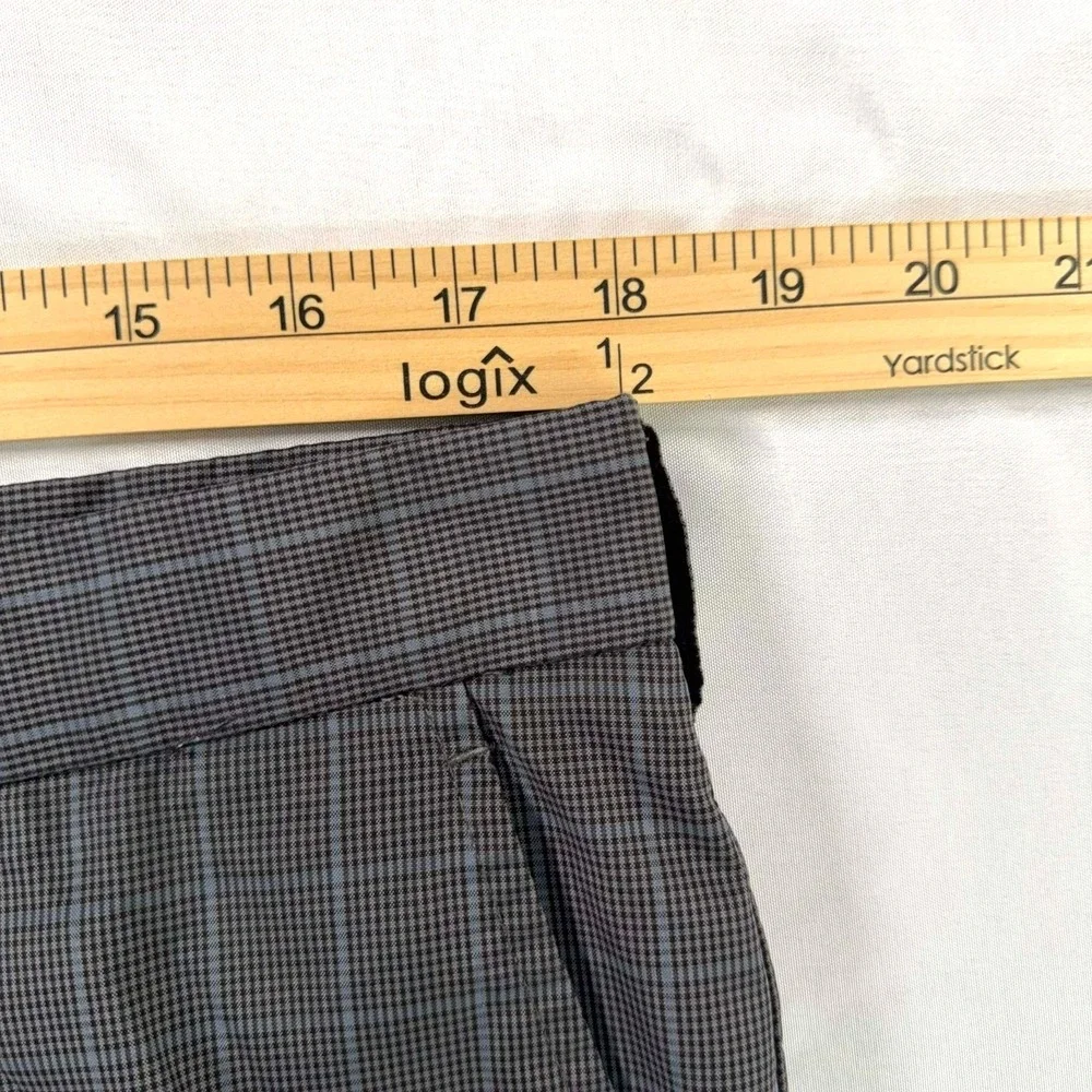 Ben Hogan Performance Golf Shorts Mens 36x9.5 Gray Plaid Flat Front Stretch